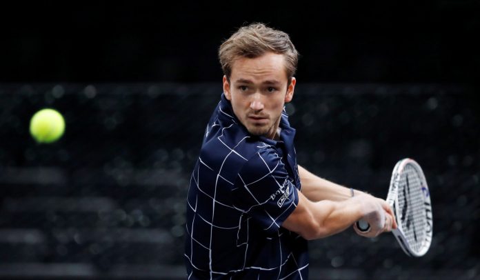 Tennis, Daniil Medvedev è il primo finalista delle Atp Finals di Torino