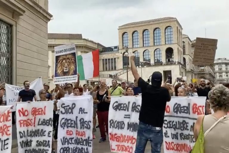 Milano, condannato a 11 mesi di carcere un egiziano che aveva partecipato alle manifestazioni contro il Green pass