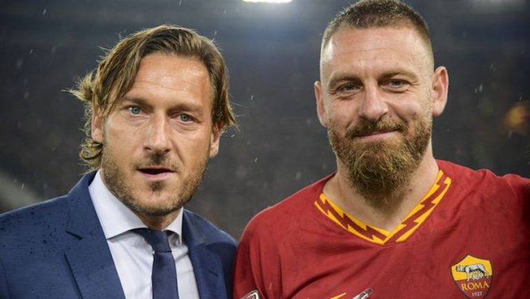 Calcio, Totti e De Rossi difendono Mourinho: “Se pensiamo che il problema della Roma sia l’allenatore vuol dire che abbiamo sbagliato tutto”