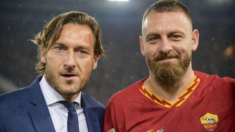 Calcio, Totti e De Rossi difendono Mourinho: “Se pensiamo che il problema della Roma sia l’allenatore vuol dire che abbiamo sbagliato tutto”