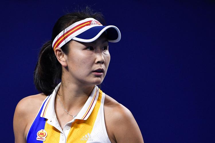 Cina, il dietrofront di Peng Shuai: “Non ho mai accusato nessuno di essere stata stuprata”