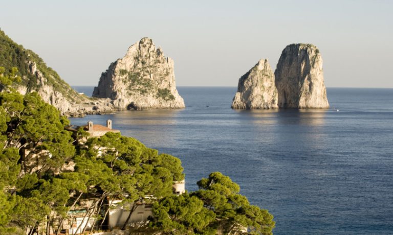 Covid, a Capodanno niente luci e feste alla mitica piazzetta