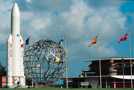 Con il telescopio James Webb “Arriveremo a osservare la prima luce dell’universo”