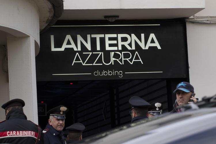 Corinaldo (Ancona): tre anni fa la strage alla discoteca “Lanterna azzurra”: morirono 6 persone nella calca