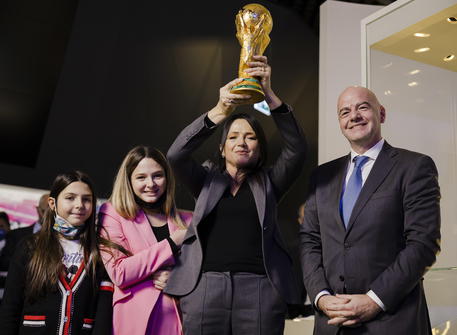 Gianni Infantino (Presidente Fifa): “Esprimo il mio appoggio più totale al progetto di intitolare lo stadio Olimpico di Roma a Paolo Rossi”