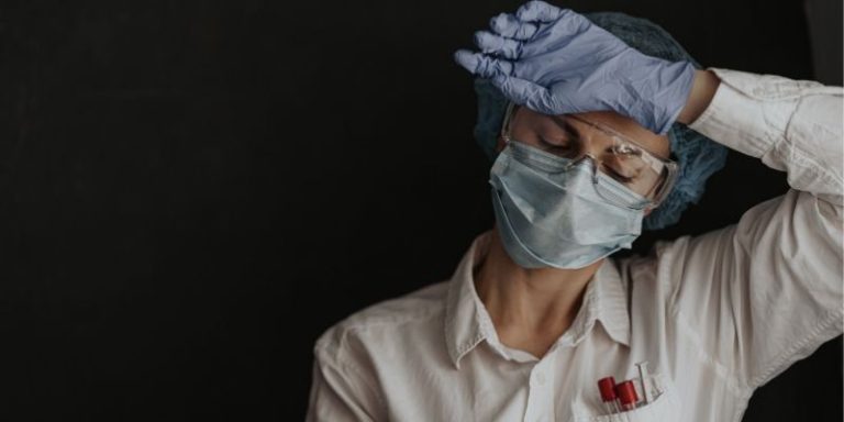 Pandemia: grazie infermieri, grazie medici!