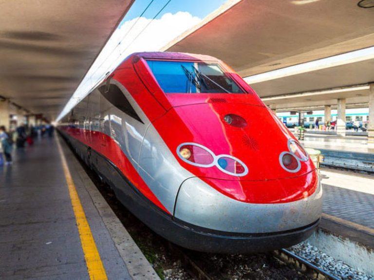 Nuovo collegamento della linea alta velocit Frecciarossa tra Milano e Parigi