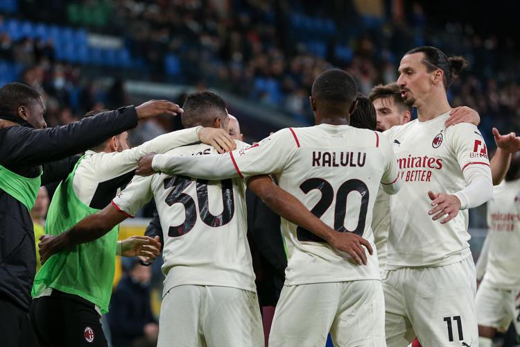 Calcio, il Milan travolge il Genoa 3-0
