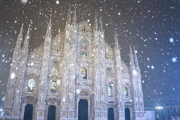 Meteo: neve su Milano, Torino e nel Trentino