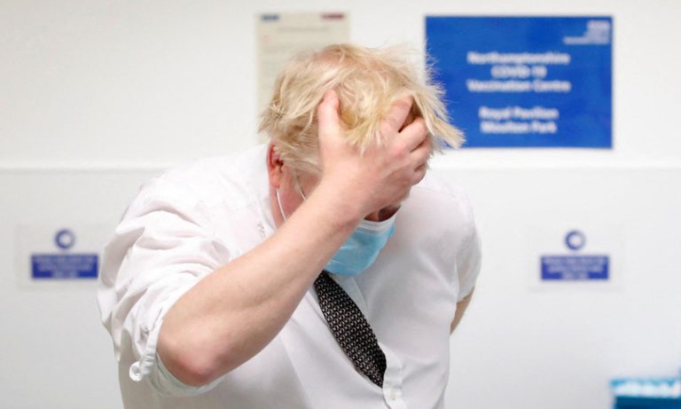 Gran Bretagna, Boris Johnson rischia grosso: Scotland Yard indaga sui party del premier durante il primo lockdown