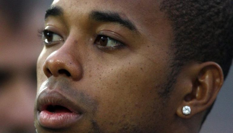 Milano, nove anni di carcere all’ex milanista Robinho per il reato di stupro di gruppo