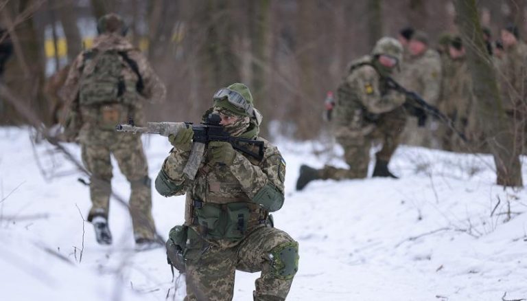 Crisi in Ucraina: Il presidente Usa Biden non esclude sanzioni personali a Putin in caso di invasione russa