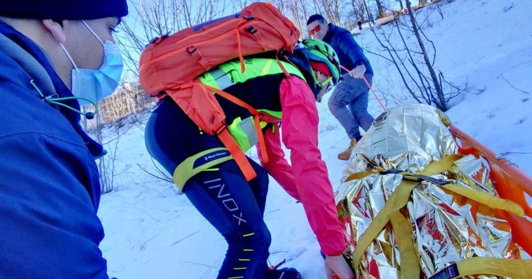 Terminillo (Rieti), soccorse due ragazze finite fuori pista dopo aver perso il controllo degli slittini