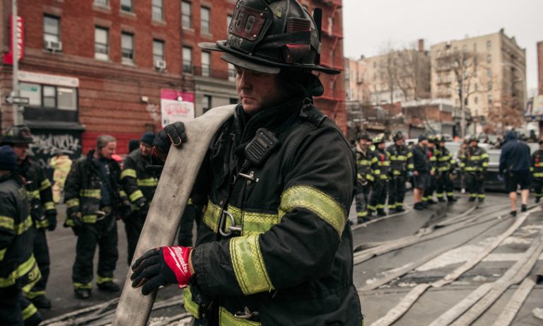 Usa, drammatico incendio al Bronx (New York): morte 19 persone tra cui 9 bambini