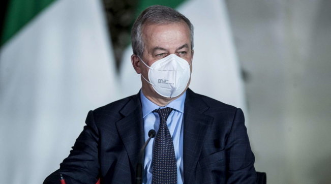 Covid, per il professor Locatelli “C’è una chiara riduzione dei contagi, però ci vuole ancora prudenza”