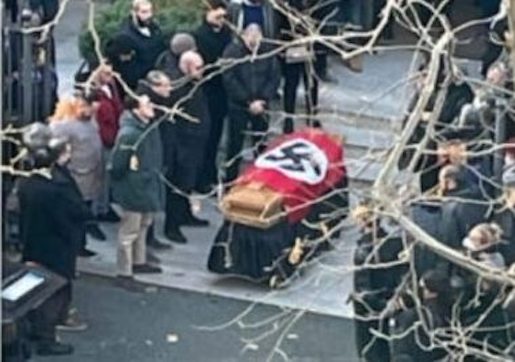 Roma, per il funerale con la svastica sono indagate otto persone