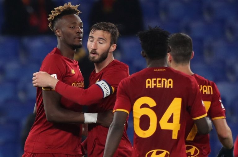 Calcio, la Roma supera il Lecce 3-1 e passa ai quarti di finale di Coppa Italia