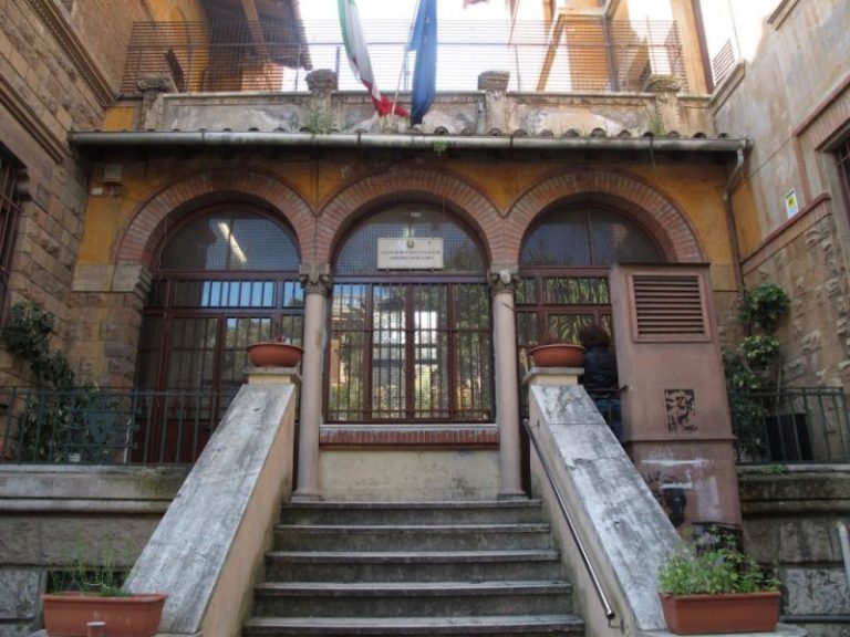 Covid, al liceo Avogadro di Roma 66 positivi e 35 classi sono già in Dad