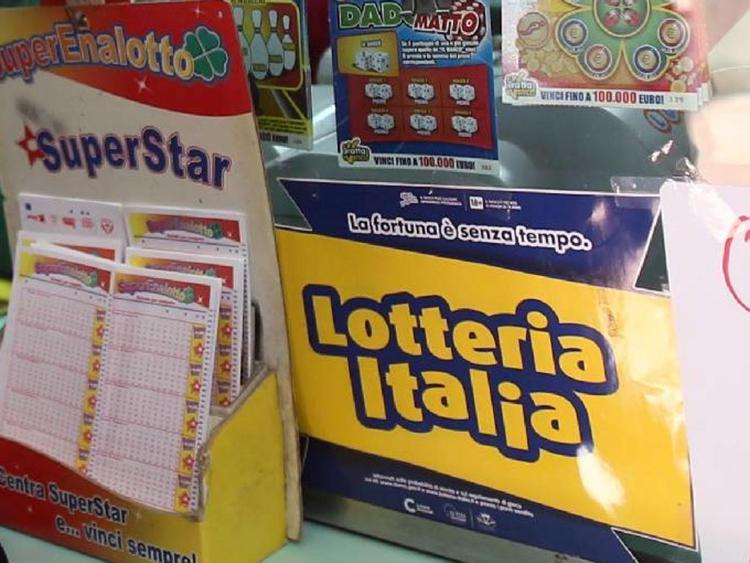 Roma: venduto il biglietto vincente a cui va il primo premio della Lotteria Italia 2022 da 5 milioni di euro