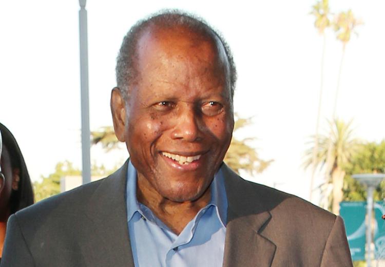 Cinema, addio a Sidney Poitier: è stato il primo attore afroamericano a vincere un Oscar