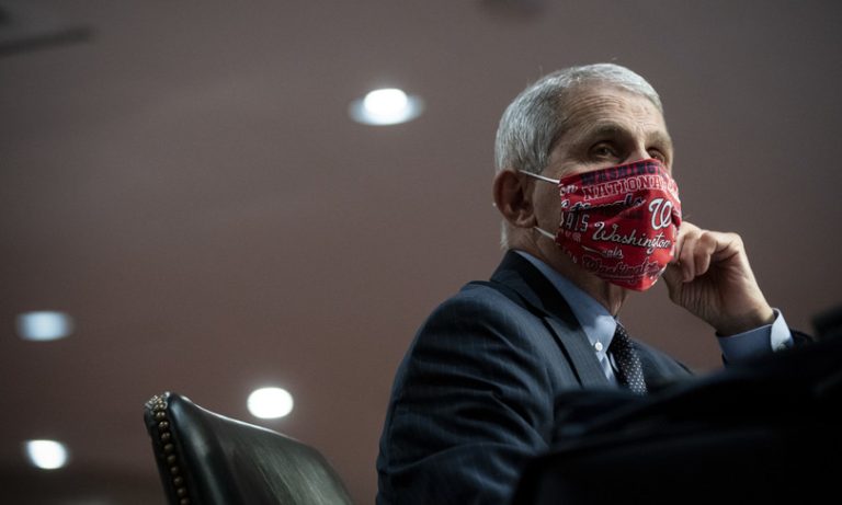 Covid, per il virologo statunitense Anthony Fauci “Le restrizioni saranno presto una cosa del passato”