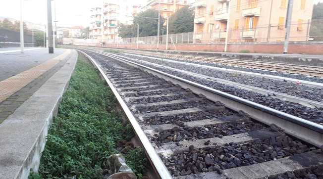 Reggio Emilia, 25enne è stato denunciato per molestie sessuali nei confronti di una minorenne su un treno