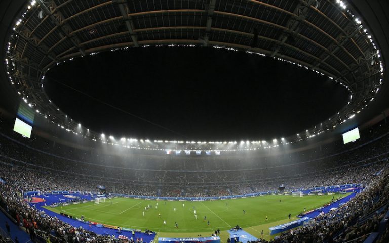 Guerra in Ucraina, la Uefa ha deciso: la finale di Champions League si svolgerà a Parigi
