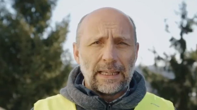 Bergamo, sospeso un prete no vax: aveva progettato un tour di protesta contro il Green pass