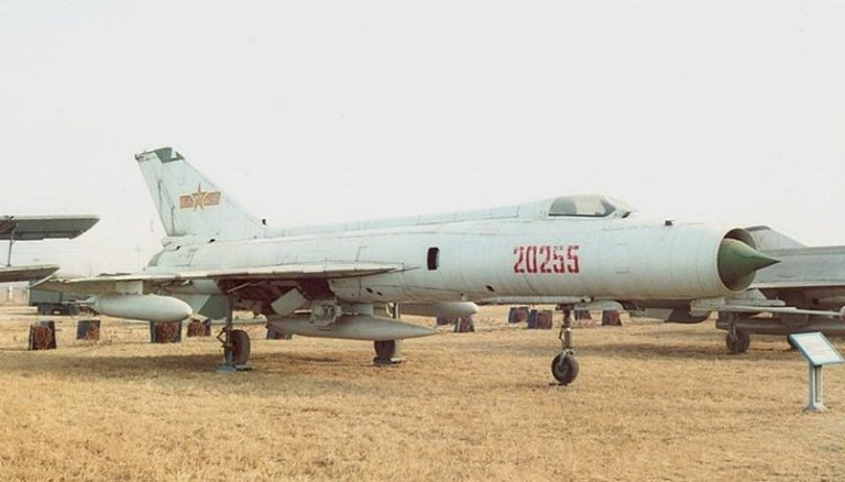 Taiwan denuncia la presenza di nove caccia cinese che avrebbero sconfinato lo spazio aereo