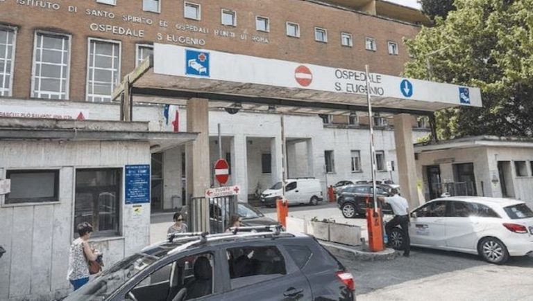 Roma, rinvio a giudizio per un chirurgo: faceva passare ritocchi estetici per interventi oncologici