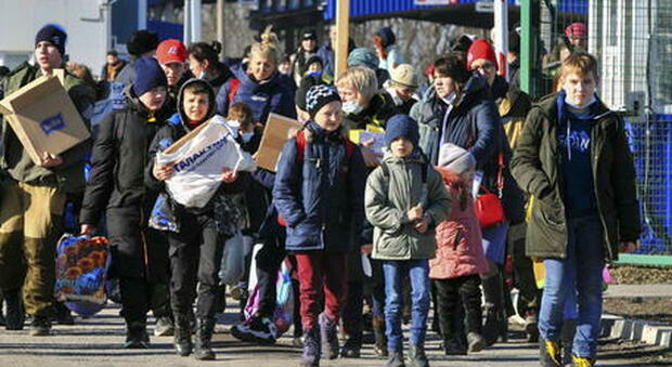 Guerra in Ucraina, l’allarme dell’Unhcr: Si temono cinque milioni di profughi