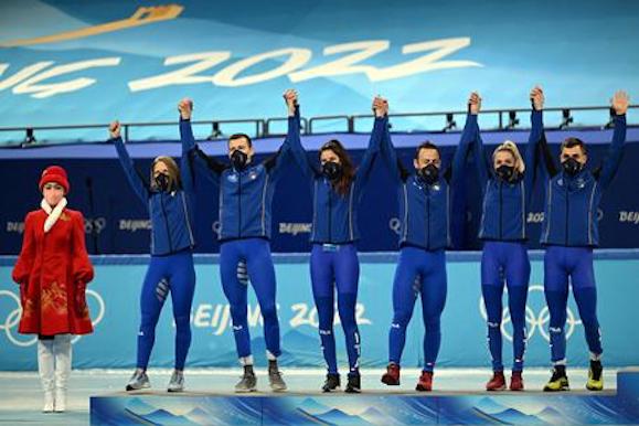 Giochi Olimpici di Pechino: l’Italia vince la seconda medaglia d’argento nella staffetta mista di short track