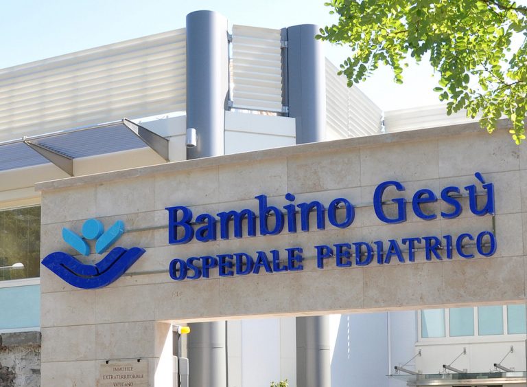Roma, all’ospedale Bambino Gesù nuove terapie per i tumori cerebrali infantili