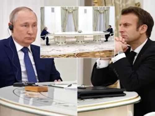Guerra in Ucraina, conclusi i colloqui a Gomel. Putin telefona a Macron: “Le condizioni per l’accordo con Kiev? La sua neutralità”