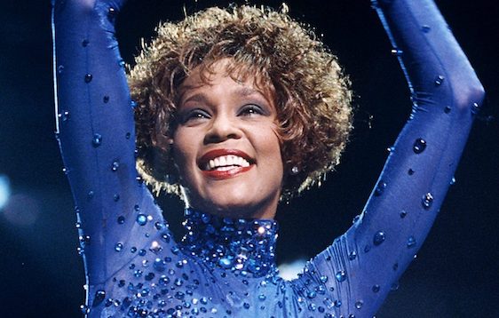 Musica, dieci anni fa moriva a soli 48 anni Whitney Houston: era la regina del soul pop mondiale