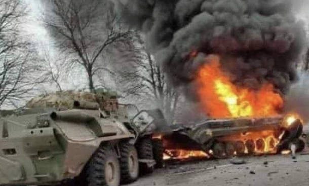 Guerra in Ucraina, secondo fonti di Kiev sarebbero stati uccisi almeno 3.500 soldati russi durante l’invasione, 14 aerei, 8 elicotteri e 102 tank