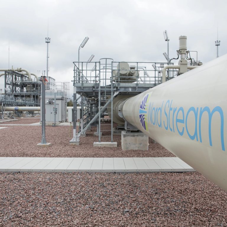 Crisi Russia-Ucraina, la Germania sospende l’autorizzazione del gasdotto Nord Stream 2