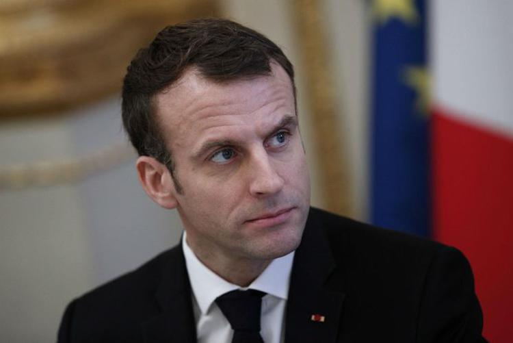 Aggressione russa all’Ucraina, parla il presidente Macron: “Risponderemo senza debolezza, con sangue freddo, determinazione e unità”