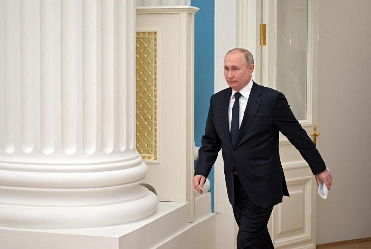 Guerra in Ucraina, Putin ordina l’allerta delle forze di deterrenza nucleare