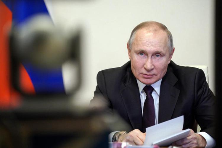 Crisi in Ucraina, in un colloquio telefonico Putin promette a Draghi la disponibilità a garantire forniture stabili di gas naturale