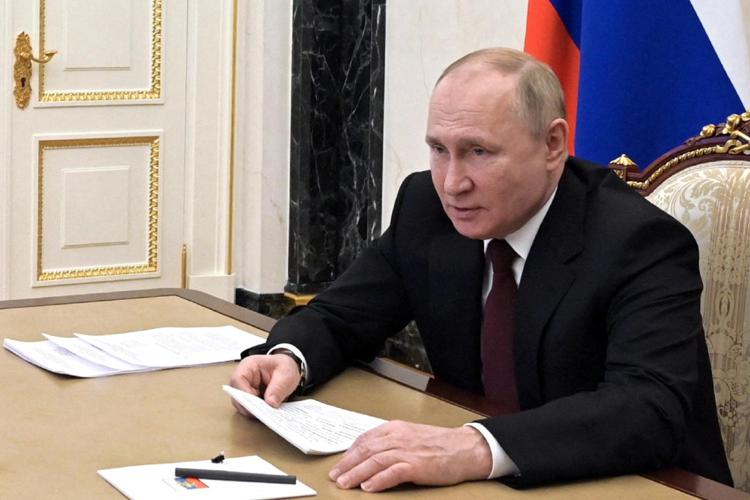 Crisi Russia-Ucraina, Putin risponde a Biden: “La nostra sicurezza non è negoziabile”