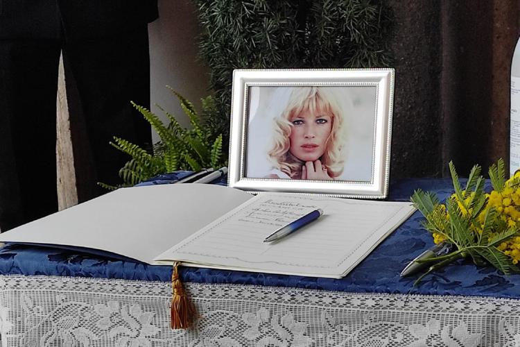 Roma, in Campidoglio aperta la camera ardente della leggendaria Monica Vitti