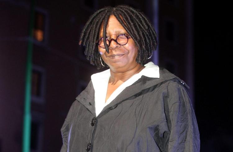 Usa, clamorosa gaffe di Whoopi Goldberg sull’Olocausto: l’Abc News ha sospeso l’attrice afroamericana