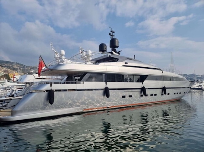 Sanremo: la Finanza sequestra il mega yacht dell’oligarca russo Timchenko