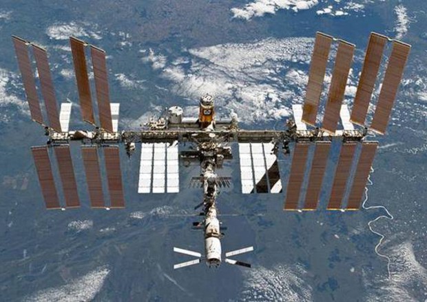 Guerra in Ucraina, l’allarme della Russia: Le sanzioni potrebbero provocare la caduta della Stazione Spaziale Internazionale