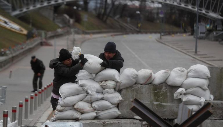 Guerra in Ucraina, secondo Kiev la Russia ammassa nuove truppe per l’assalto finale alla capitale