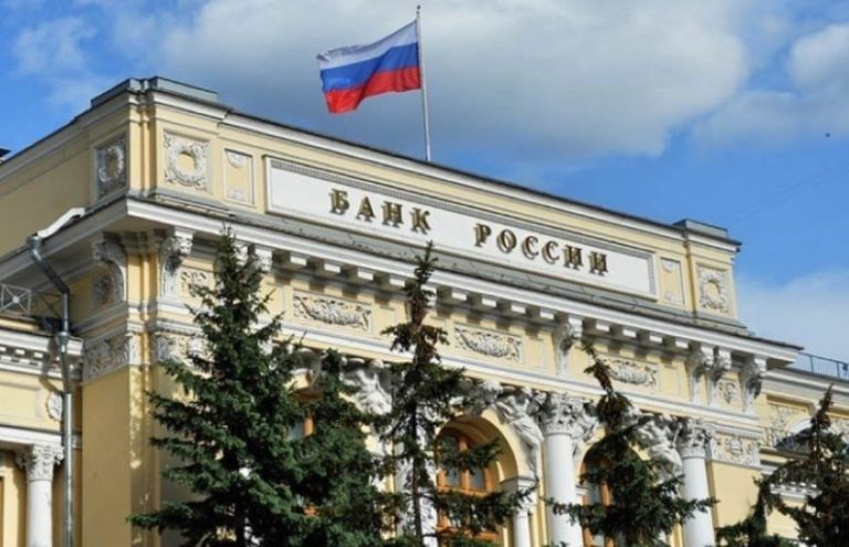 Russia: il Pil è crollato al meno 10% e inflazione al 23% a seguito delle sanzioni economiche
