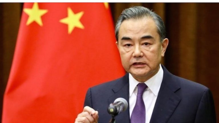 La Cina “deplora lo scoppio del conflitto tra Ucraina e Russia ed è estremamente preoccupata per i danni ai civili”