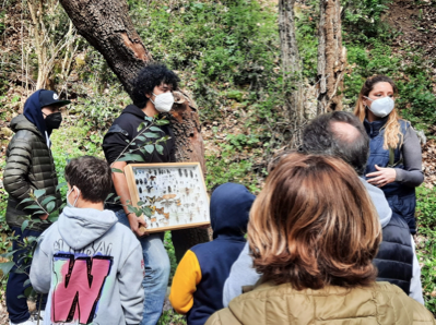 Grande partecipazione alla passeggiata ambientalista e musicale a Valcanneto con gli “Amici del bosco”