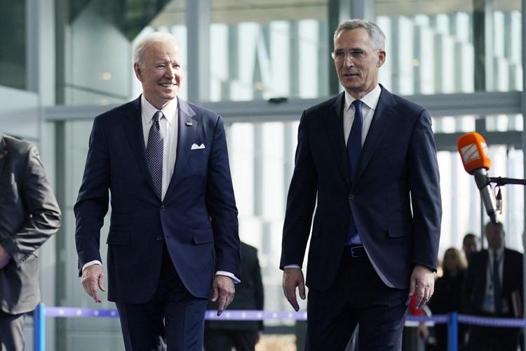 Bruxelles, colloqui tra Biden e Stoltenberg. La Nato sta valutando se inviare a Kiev missili antinave